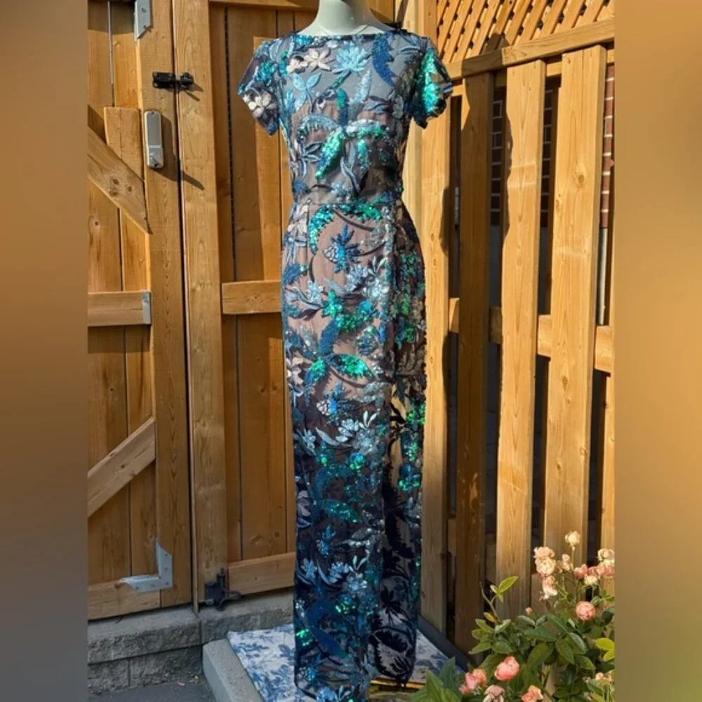 🆕 BRONX & BANCO🧿 NWOT Zinnia Side-Split Sequin Embroidered Gown, Navy Sz S US4 - Picture 9 of 13